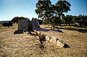 Megaliti neolitici nella zona di Elvas. Anta do Monte Ruivo.